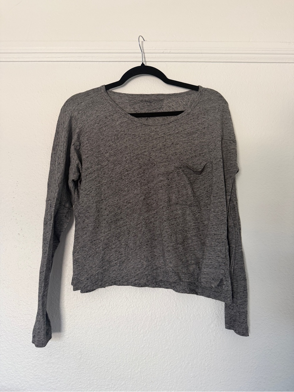 Madewell Long-Sleeve Pocket crop Tee 100% cotton swingy tee dark gray